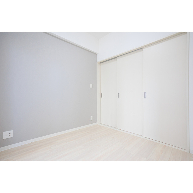 ルクレ新大阪レジデンスの居間・リビング