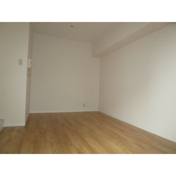 サンライズコートの居間・リビング