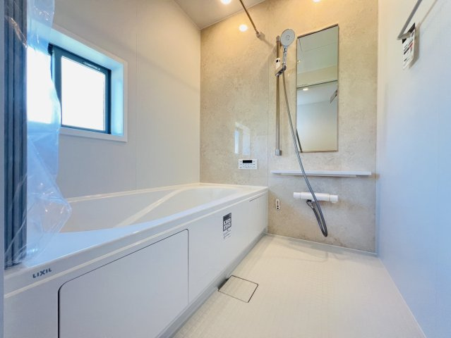 高浜市春日町7丁目3番14『仲介手数料無料』新築戸建ての浴室