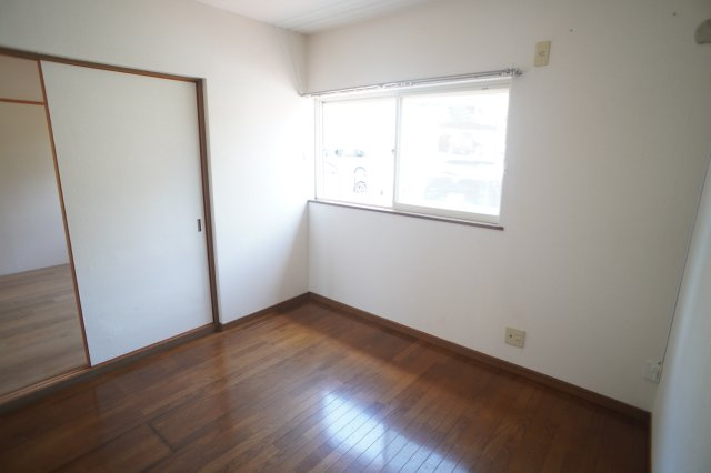 Ｃ＆Ｙ学園前の洋室