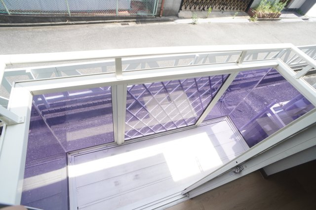 Ｃ＆Ｙ学園前のバルコニー