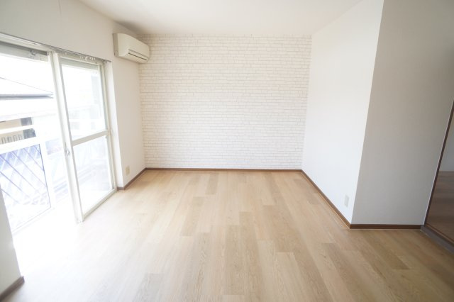 Ｃ＆Ｙ学園前の居間・リビング