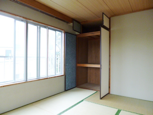 ＮＴハイツ富士見の収納