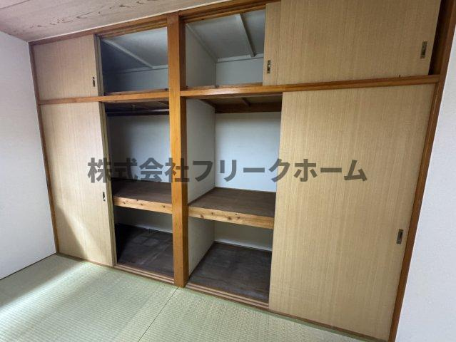 武蔵野市吉祥寺南町４丁目のアパートの収納