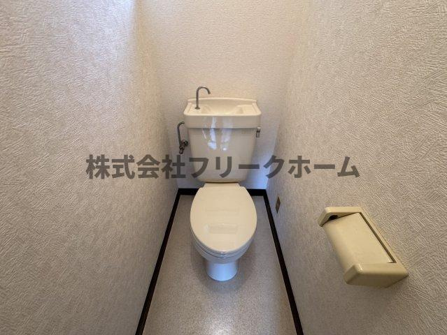 武蔵野市吉祥寺南町４丁目のアパートのトイレ