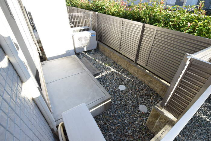 すずらんハイツの庭