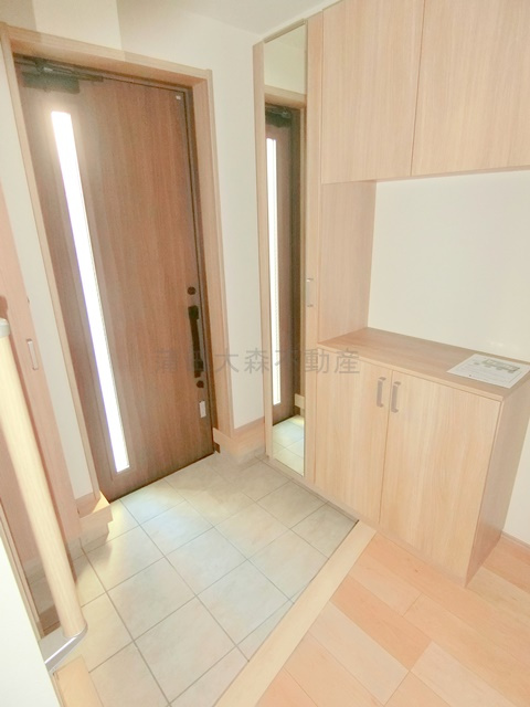 大森東3丁目貸家の玄関