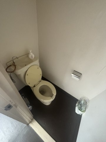 東村山市本町３丁目の店舗事務所のトイレ