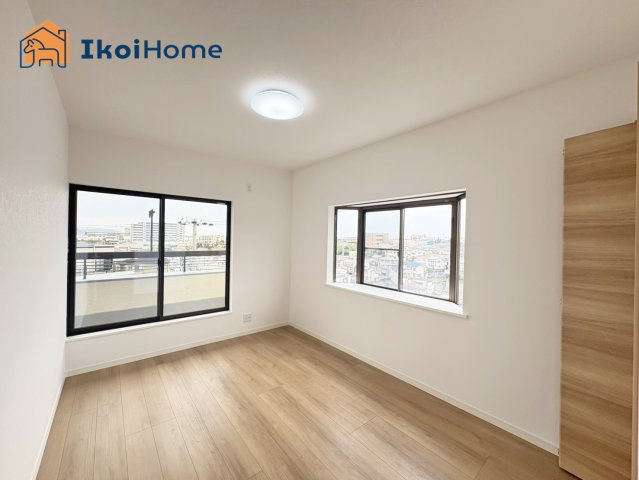 明石市東朝霧丘　中古戸建の子供部屋|【ホームページに現地動画掲載中】●年中無休：当日予約可●テレワークスペースなどに最適です。