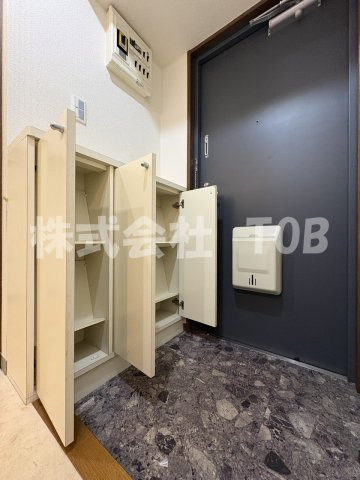 【収納】 | ニューセンチュリー木下 | シューズBOX※クリーニング完了前※