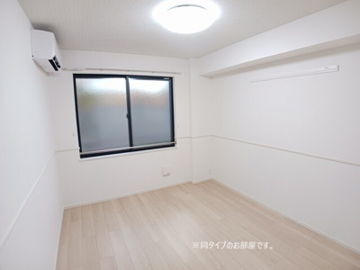 【寝室】 | コントレイル