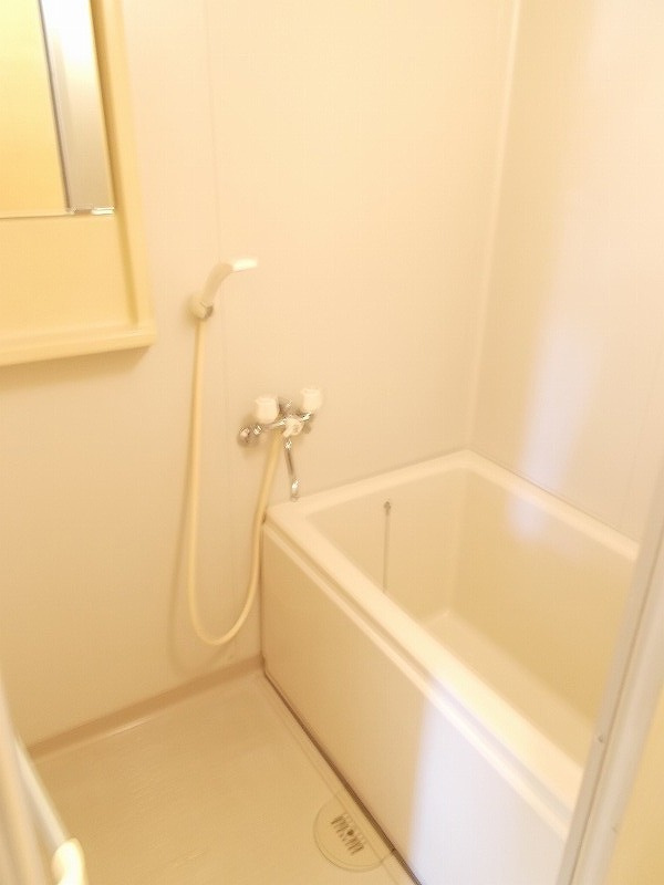 メゾンナチュレの浴室|バス