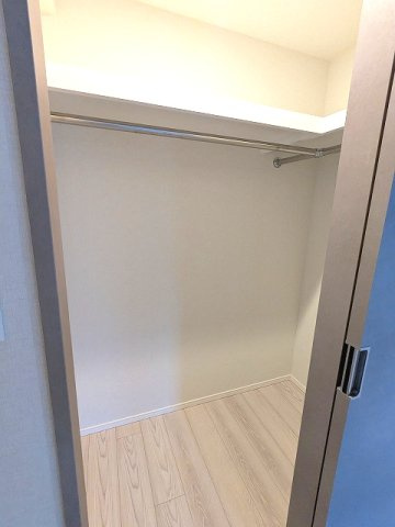 SEASON FLATS新御徒町EASTの収納|洋室のウォークインクローゼットです