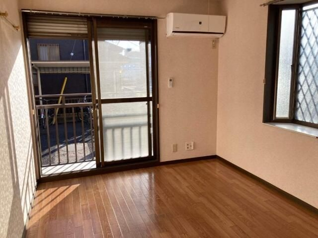 レピュートなかむらの居間・リビング