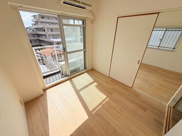 グランディール夢野の居間・リビング