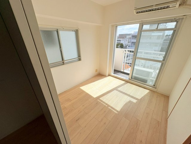 グランディール夢野の居間・リビング