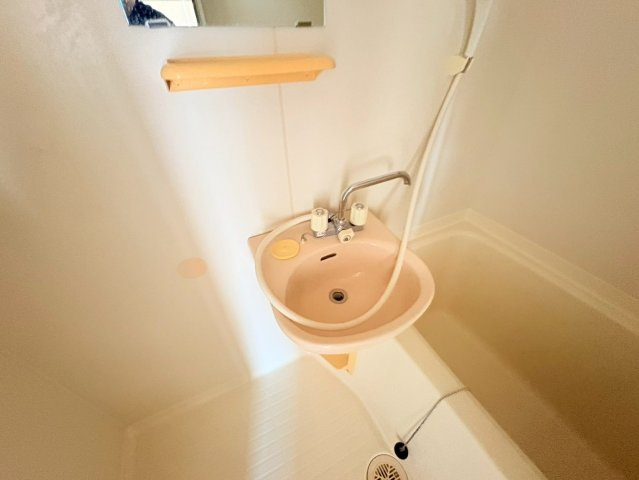 グランディール夢野の浴室