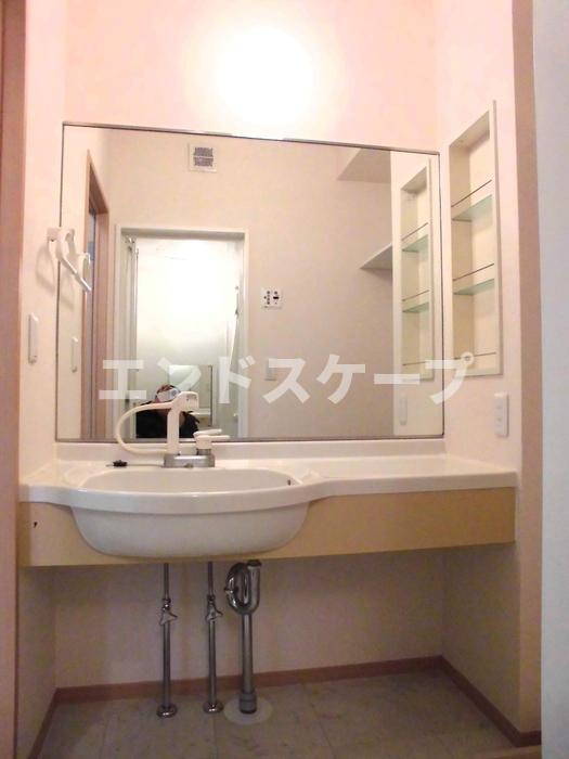カーサＨＡＫＯＤＡの洗面所|高崎、前橋、伊勢崎エリアのお部屋探しはエンドスケープまで！お客様の理想お聞かせ下さい♪