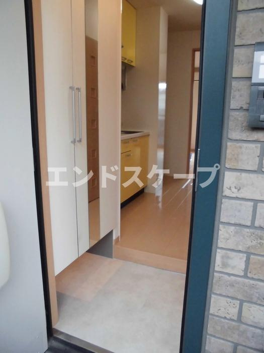 カーサＨＡＫＯＤＡの玄関|高崎、前橋、伊勢崎エリアのお部屋探しはエンドスケープまで！お客様の理想お聞かせ下さい♪