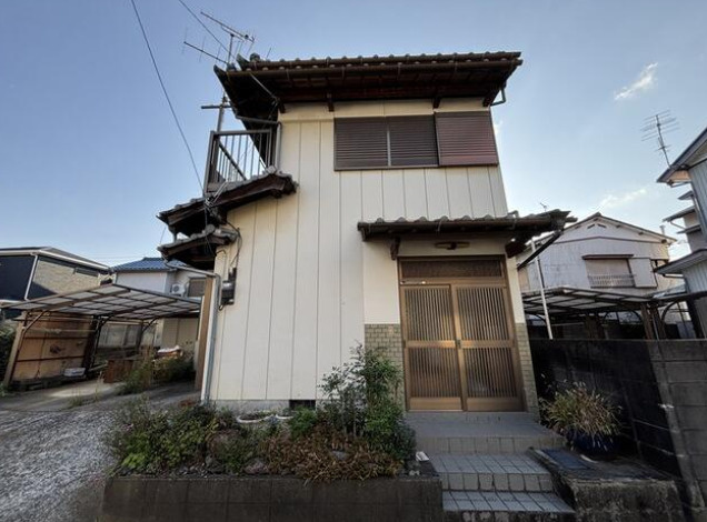 高知市北竹島町　潮江小学校近くの物件！中古一戸建ての外観