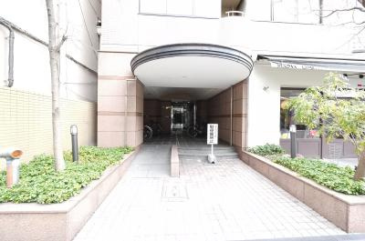 メゾン表町のエントランス