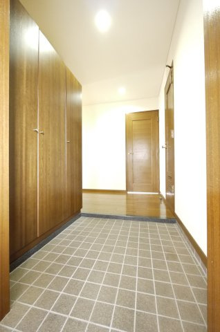 メゾン表町の玄関