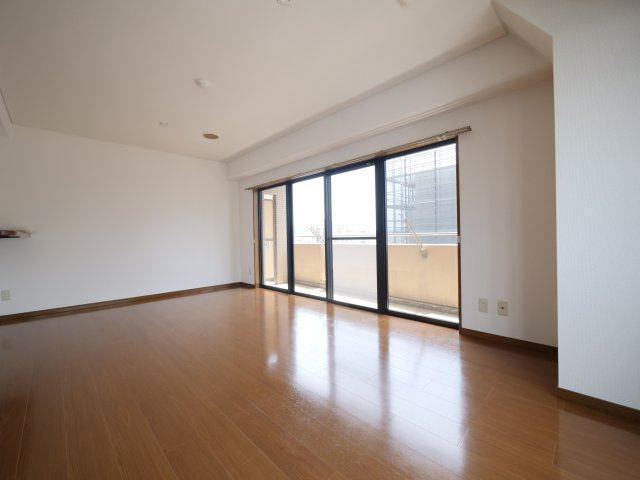 メゾン表町の洋室