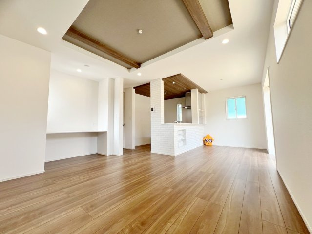 島田市中河町の居間・リビング
