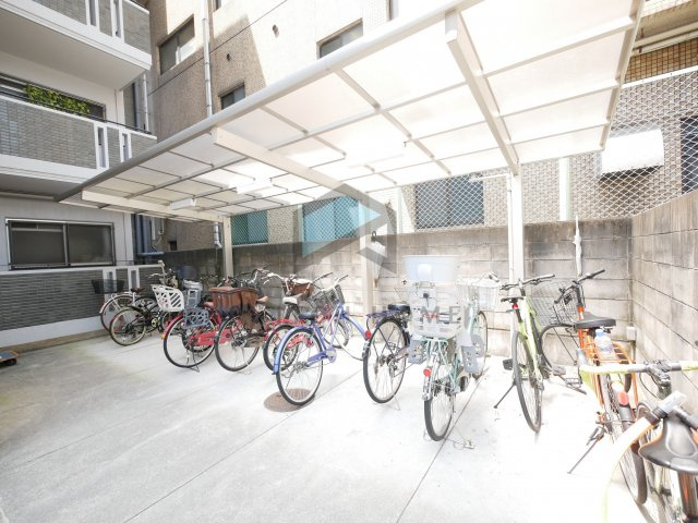 【その他共用部分】 | 駐輪場です