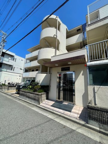 サンハイツ白鳩Ⅱの外観