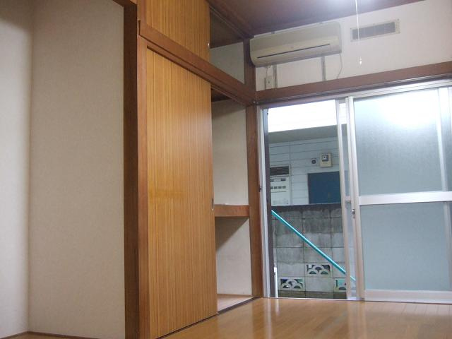 ニュータナベ第一の内装