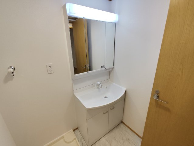 Premier(プルミエール）の独立洗面台