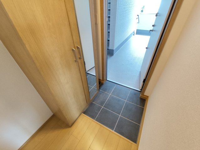 Premier(プルミエール）の玄関