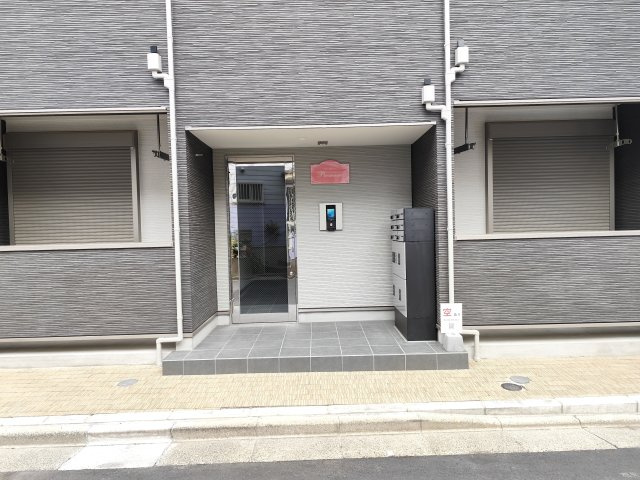 Premier(プルミエール）のエントランス