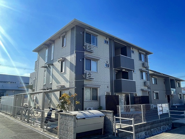 サニーソレイユの外観|おしゃれな外観です。