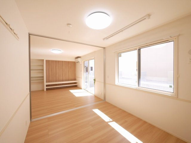 サニーソレイユの内装|使い勝手のいい洋室です