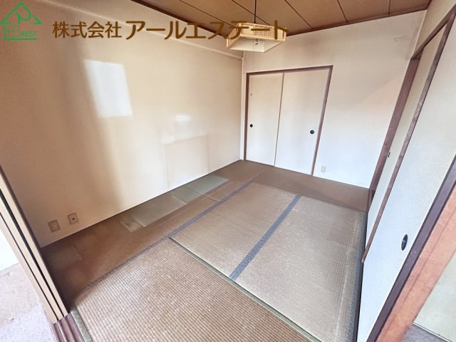 サンシティ本荘壱番館　　山陽電鉄「播磨町駅」徒歩3分の和室