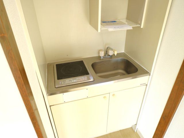 アップルハウスのキッチン|他号室の写真の為異なる場合は、現況優先とします。