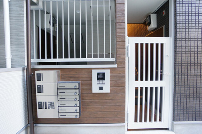 【エントランス】 | ラ・ポーズSK