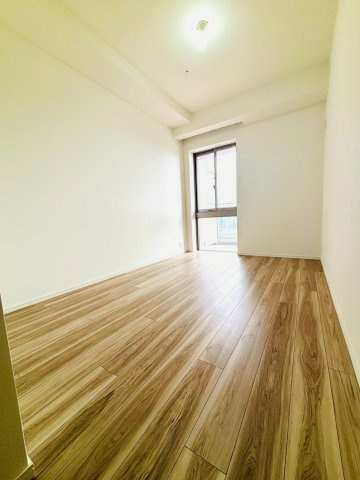 SKY DUO PARK VILLAGE T棟  33階の洋室|6.5帖のベッドルームです。