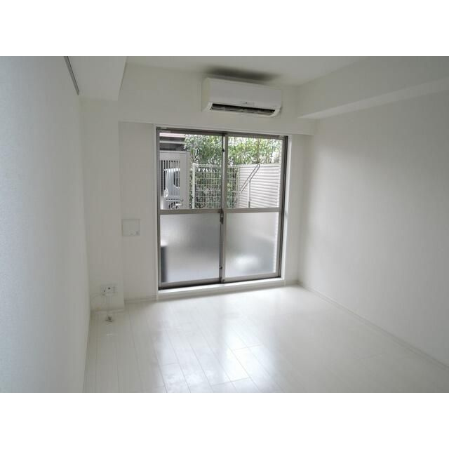 プレール・ドゥーク東京ＮＯＲＴＨⅣの居間・リビング