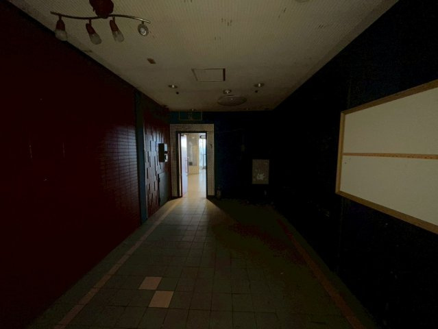 大門ビルの内装