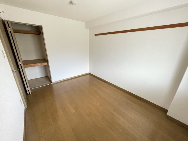 キャトル白山の居間・リビング