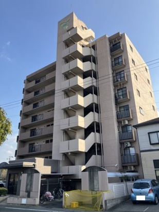 バンベールつつじが丘の外観