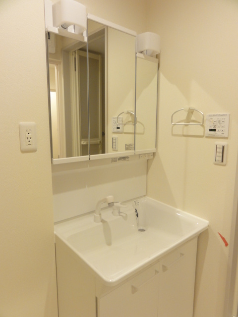 ＥＬＣＩＡの洗面所|独立洗面化粧台