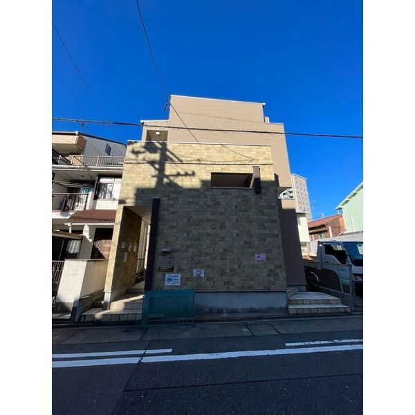 ブランドハウス城西1の外観