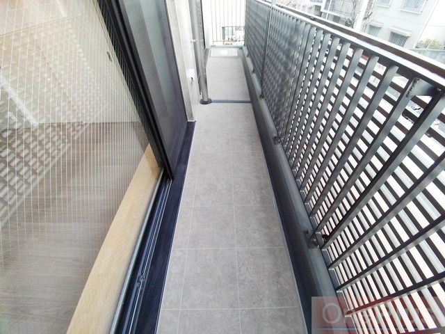 LEGALAND甲南山手のバルコニー