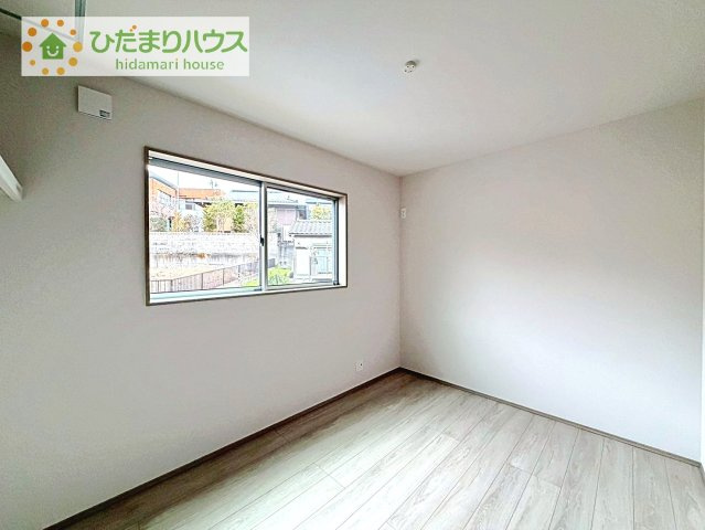 【洋室】 | 取手市中原町4　新築戸建 | 机にベットを置けば子供部屋の完成です！