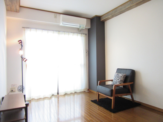 フィローセあさひの洋室