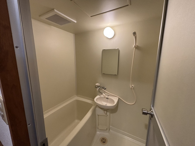 フィローセあさひの浴室